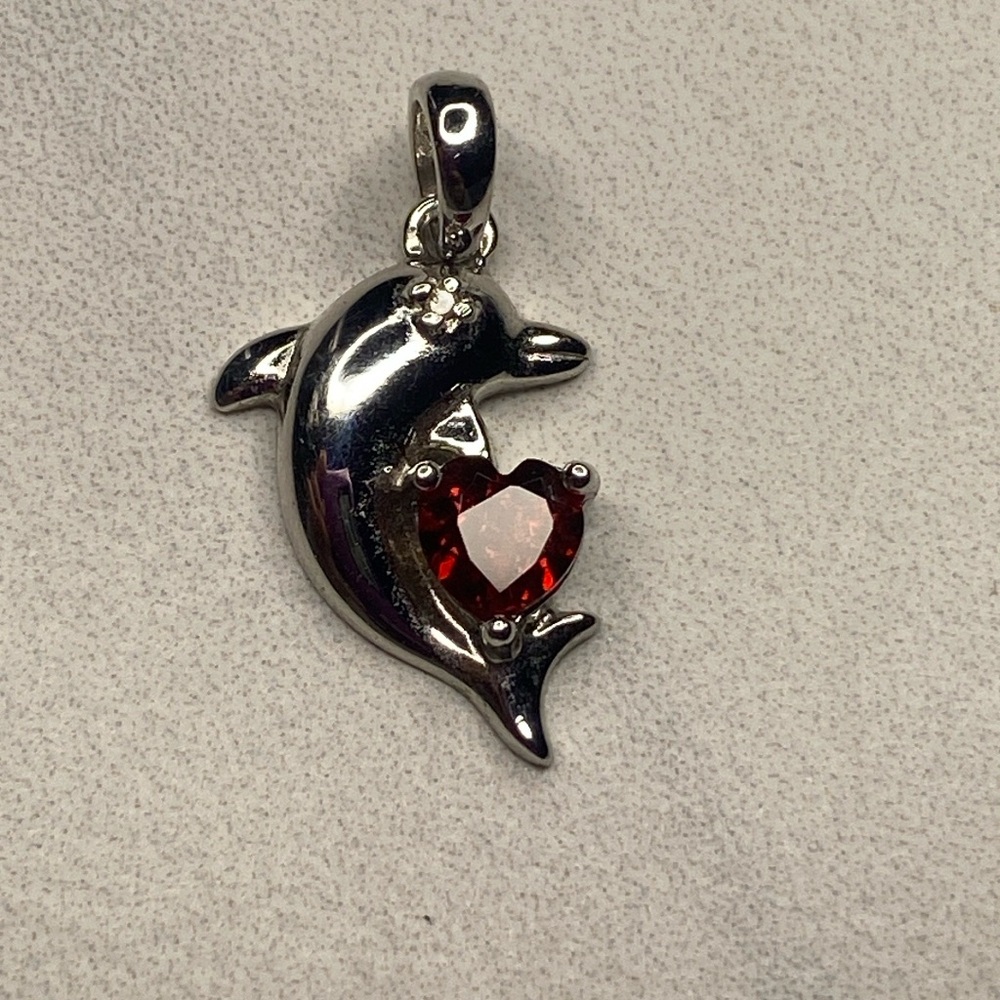 Dolphin heart garnet sterling silver diamond 925‎